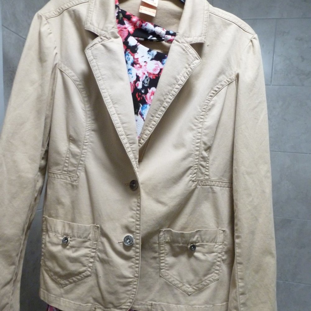 Fall Special-Faded Glory Light-Weight Tan Jacket